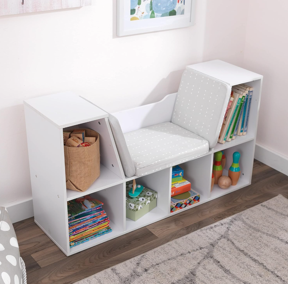 The Little Explorer’s Story Bench